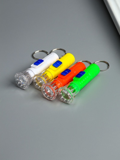 Фонарик брелок для ключей на кольце «Темминка», 1 LED, 2×6.5 см, МИКС