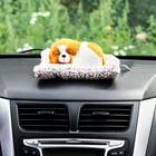 Игрушка на панель автомобиля «Собака на подушке» бело-рыжий - Фото 3
