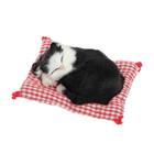 Игрушка на панель авто, кошка на подушке, черно-белый окрас - фото 6250341