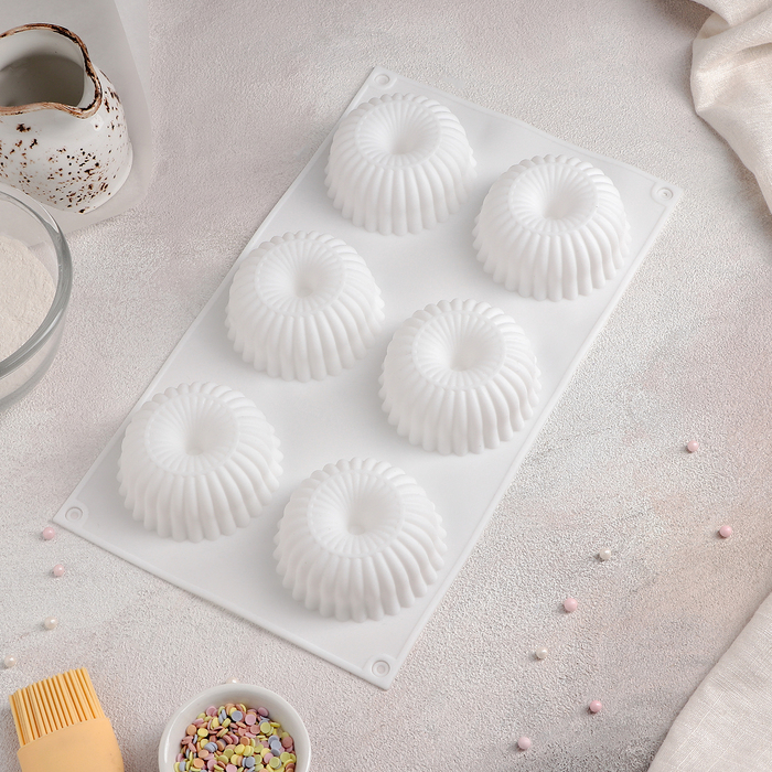 Форма для муссовых десертов и выпечки Доляна «Снежная гора», 29,8×17,2×3 см, 6 ячеек, d=7 см, цвет белый