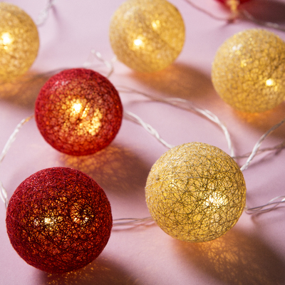 УЦЕНКА НИТЬ, 5 м, с насад. "Клубки КРАСНО-ЗОЛОТИСТЫХ ниток 6 см", LED-20-220V, фиксинг, Т/БЕЛЫЙ 3590