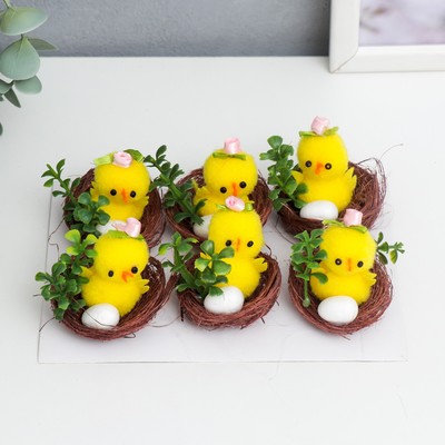 Набор фигурок пасхальных «Цыплёнок с розой и яичком в гнезде с цветком», 6 шт., 3×4×4 см