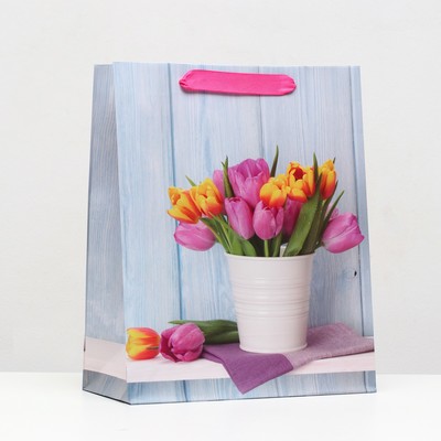 Пакет ламинированный "Нежные тюльпаны" 26x32x12