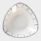 Тарелка фарфоровая сервировочная «Аврора», 500 мл, d=19 см, цвет белый - фото 4292519