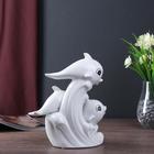 Сувенир керамика "Дельфины с цветными розами" белый 21,5х18х8,5 см - Фото 3