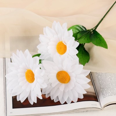 Цветы искусственные «Ромашки крупные» три бутона, 13×57 см, белые