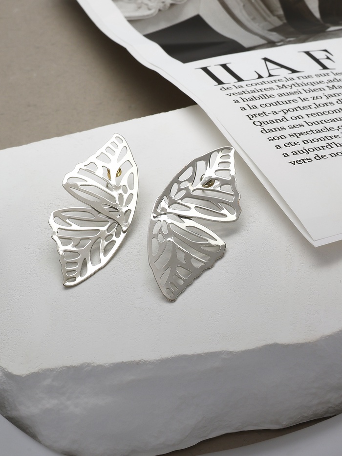 Серьги металл «Бабочки», цвет серебро