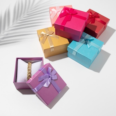 Коробочка подарочная под браслет, часы «Палетка», 9×9 см, (полезная часть 8.2×8.2 см,) МИКС, вставка белая