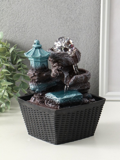 Фонтан настольный с подсветкой «Китайский дом на скале», 18.5×13×13 см