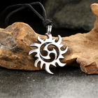 Амулет-брелок, тотем "Солнечный Трискелис" №11, металлический - фото 321099013