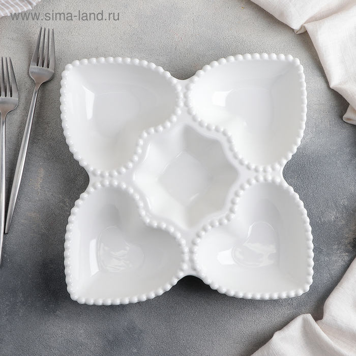 Менажница керамическая 5 ячеек «Сердца», 25×5 см, цвет белый - Фото 1