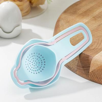 Набор для выпечки, 3 предмета: ситечко, сепаратор для яиц, воронка, ассорти