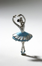 Брошь «Балерина», цвет бело-голубой в серебре - Фото 5