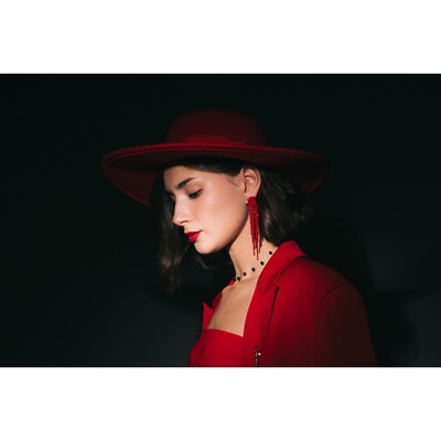 Серьги висячие со стразами «Маскарад» ступенька, цвет красный, 9.7 см