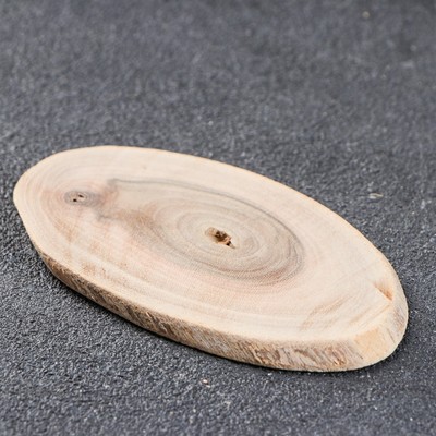 Спил дерева "Грецкого ореха", овальный, d=4-11см, h=5 мм