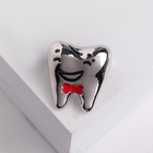 Брошь «Зуб» красавчик, цвет серебро - Фото 2