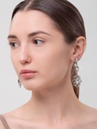 Серьги клипсы для ушей висячие со стразами QF «Ажур», белые в серебре - Фото 7