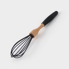 Венчик для взбивания Доляна «Макота», 28 см, силикон, дерево, чёрный - Фото 3