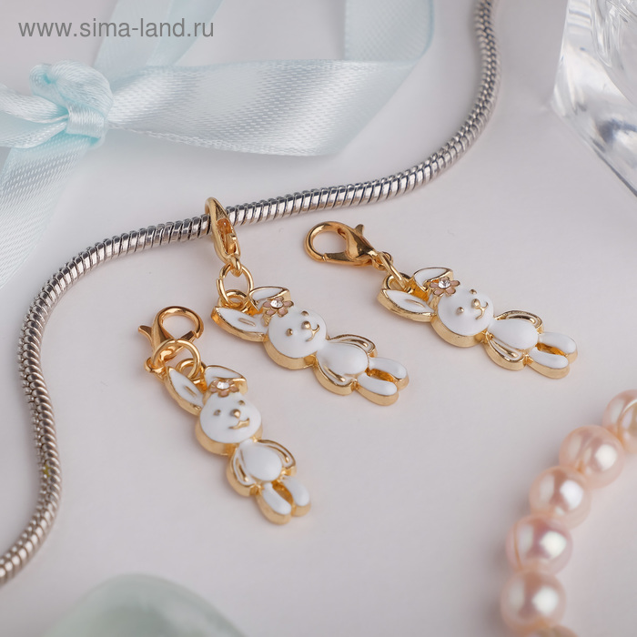 Шарм «Зайчик», цвет белый в золоте