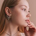 Серьги с жемчугом «Грейс» сердечки, цвет белый в золоте - Фото 3