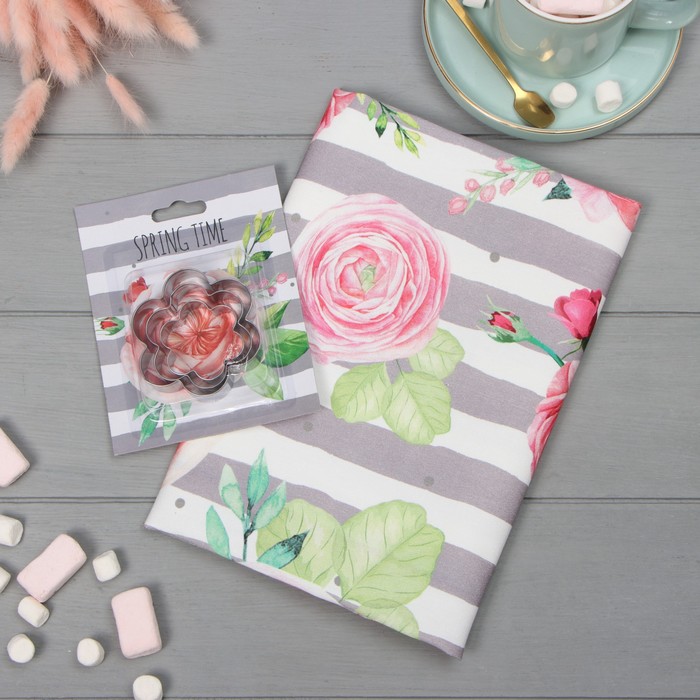 Набор Spring time: полотенце - 1 шт., формочки для печенья - Фото 1