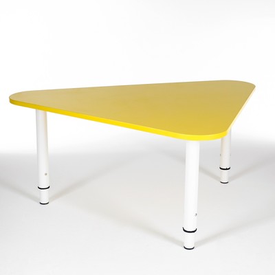 Стол растущий «Треугольник», на металлокаркасе, группа роста 0 – 3, 600×400(580)×600 мм, цвет жёлтый