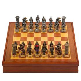 Шахматы сувенирные "Крестовый поход", h короля-8 см, h пешки-6,5 см, 36 х 36 см