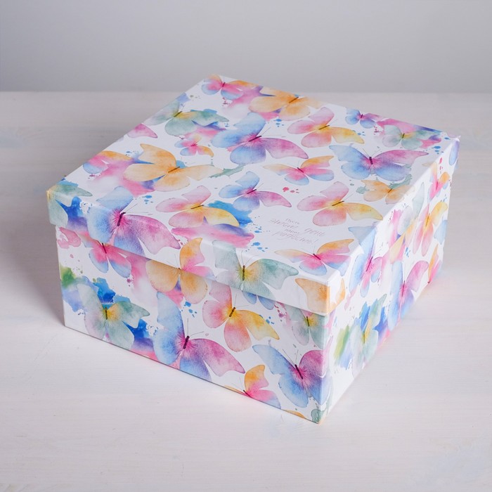 Набор коробок 3 в 1, упаковка подарочная, «Акварельные бабочки», 18 х 18 х 10 - 22 х 22 х 12 см - фото 1908528785