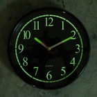 Часы настенные "Илони",  d-30 см, плавный ход, флуоресцентные - Фото 2