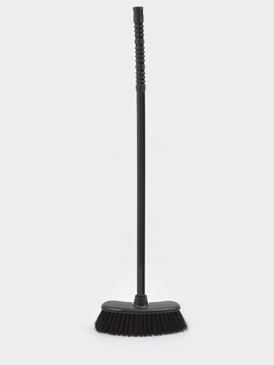 Щётка для пола жесткая «Комфорт» с черенком, МИКС