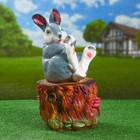 Садовая фигура "Заяц на пне" 39х20см - Фото 1