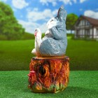 Садовая фигура "Заяц на пне" 39х20см - Фото 2