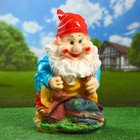 Садовая фигура "Гном на лодке" 46х22,5см - Фото 1