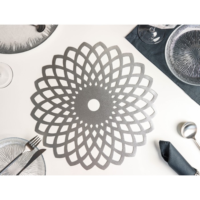 Салфетка сервировочная на стол «Дэми», d=37 см, цвет серебряный - Фото 1