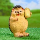Садовая фигура "Ежик с желудем" 10,5х10х15,5см - Фото 1