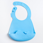 Нагрудник для кормления «Киты» силиконовый с карманом, цвет голубой - Фото 3