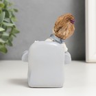 Сувенир полистоун "Малышка в кресле с книгой/мишкой" МИКС 10х7х7 см 4641651