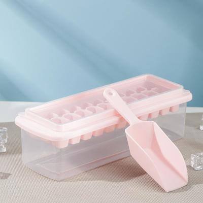 Форма для льда с контейнером и совком «Вечеринка», 33 ячейки, 26×9,5×8 см, цвет МИКС