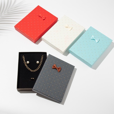 Коробочка подарочная под набор «Крапинки», 12.7×17.8 см (размер полезной части 12.3×17.3 см), МИКС, вставка чёрная