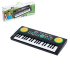 Уценка Синтезатор «Супермузыкант» с микрофоном, 37 клавиш, работает от батареек, МИКС - Фото 1