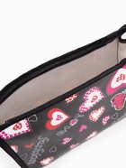 Косметичка на молнии, треугольная, с принтом «Сердца и бабочки», чёрный - Фото 3