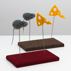 Игрушка для кошек с дразнилками "Мышь и сыр", 26 х 14,5 х 22 см  микс цветов - фото 809214020