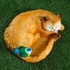 Садовая фигура "Кошка спящая с птичкой" 13х29см - Фото 4
