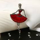 Брошь «Балерина» платье-солнышко, цвет красный в серебре - Фото 1