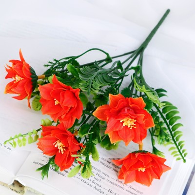 Букет "Чубушник с папоротником" 25 см микс