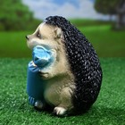 Садовая фигура"Ежик с конфетой" 13х11х16см - Фото 5