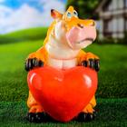 Садовая фигура "Бегемот с сердцем" оранжевый, 21х21х32см - Фото 1