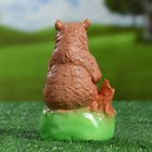 Садовая фигура "Мишка с мёдом" коричневый 17х10х9см - Фото 3