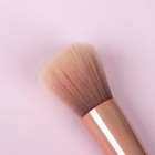 Кисть для макияжа «SENSITIVE», 19,5 см, в чехле, цвет пудровый - Фото 3