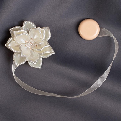 Подхват для штор, «Перламутровый ок», d=6.5 см, молочный